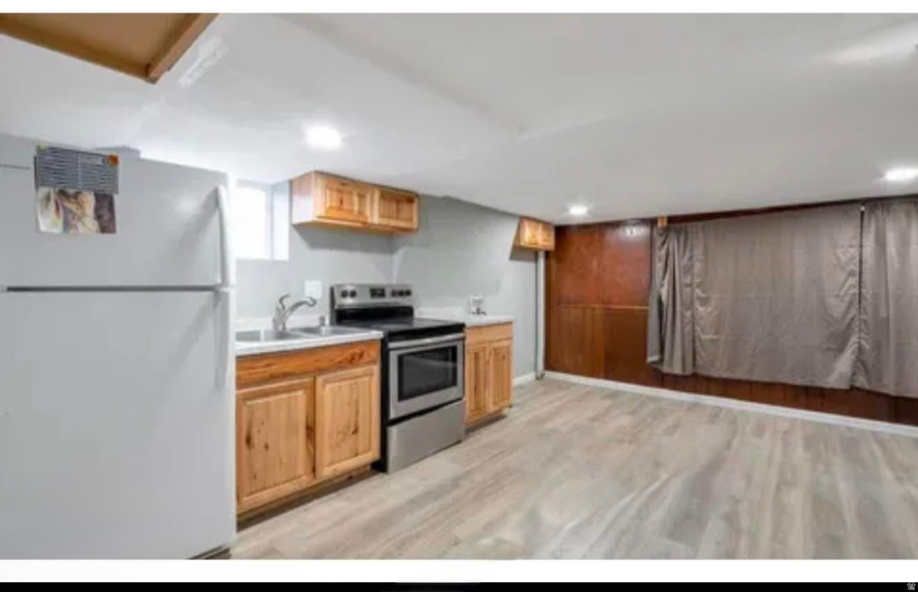 ROCKEFELLER SUBDIVIS - Residential
