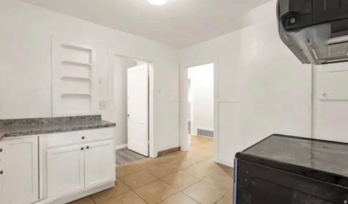 ROCKEFELLER SUBDIVIS - Residential