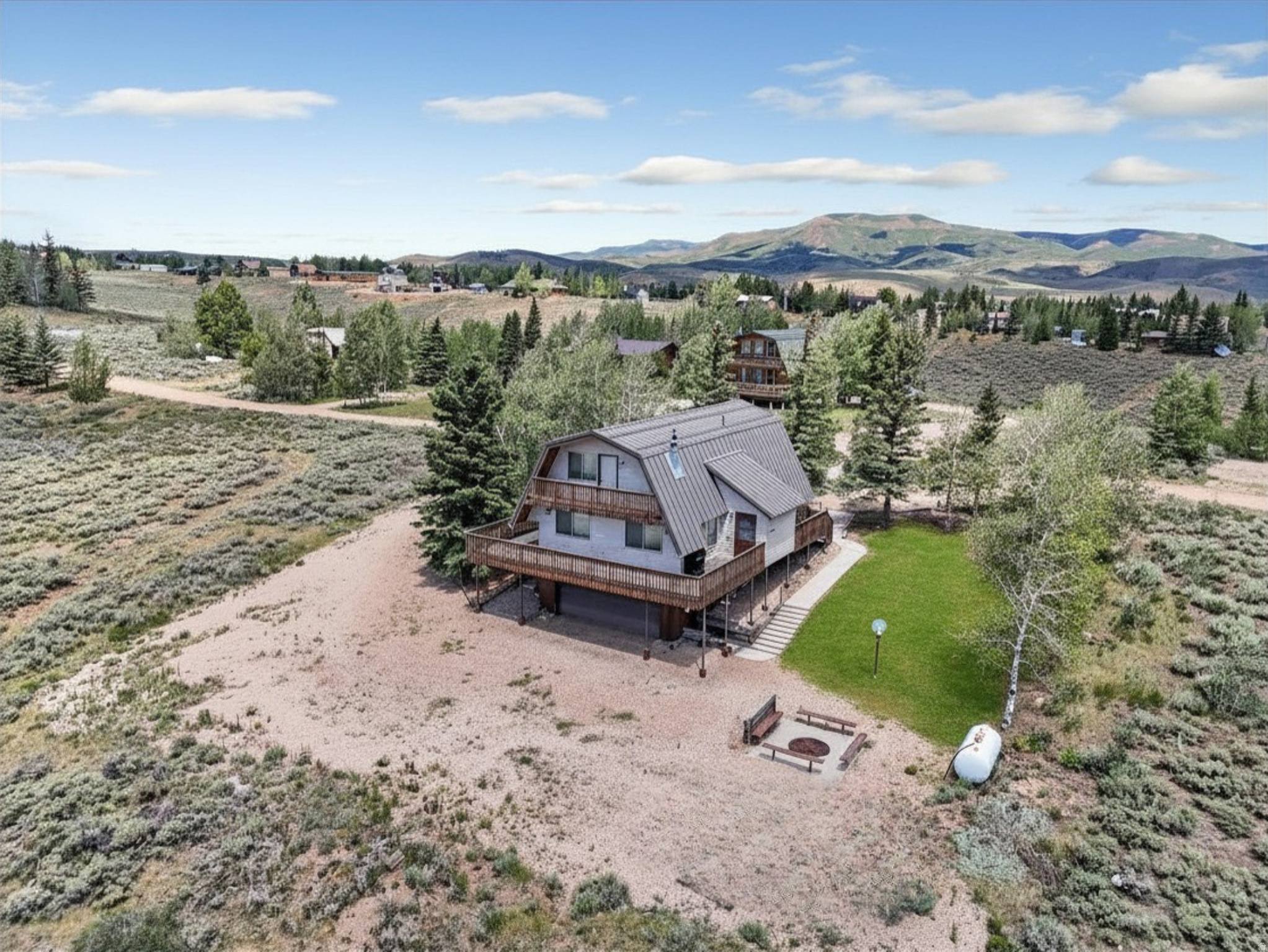 SOLDIER CREEK EST - Residential