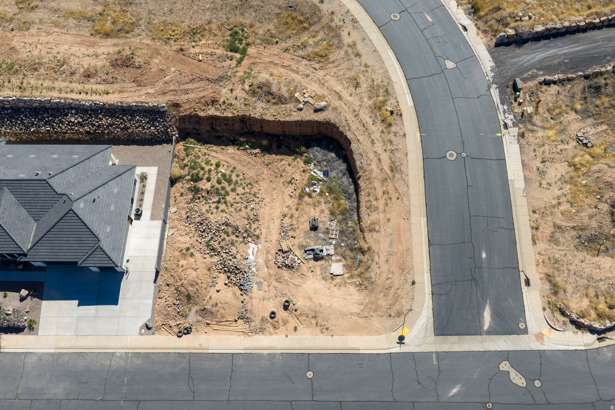 Conveniently located in La Verkin just minutes from Zion National Park, this corner .23 acre lot has a lot to offer. This affordable building lot provides the perfect opportunity to build in Southern Utah without the burden of HOA fees. Tucked into a relaxed neighborhood, you will enjoy sweeping views of the valley and surrounding red rock mesas without paying premium resort prices.