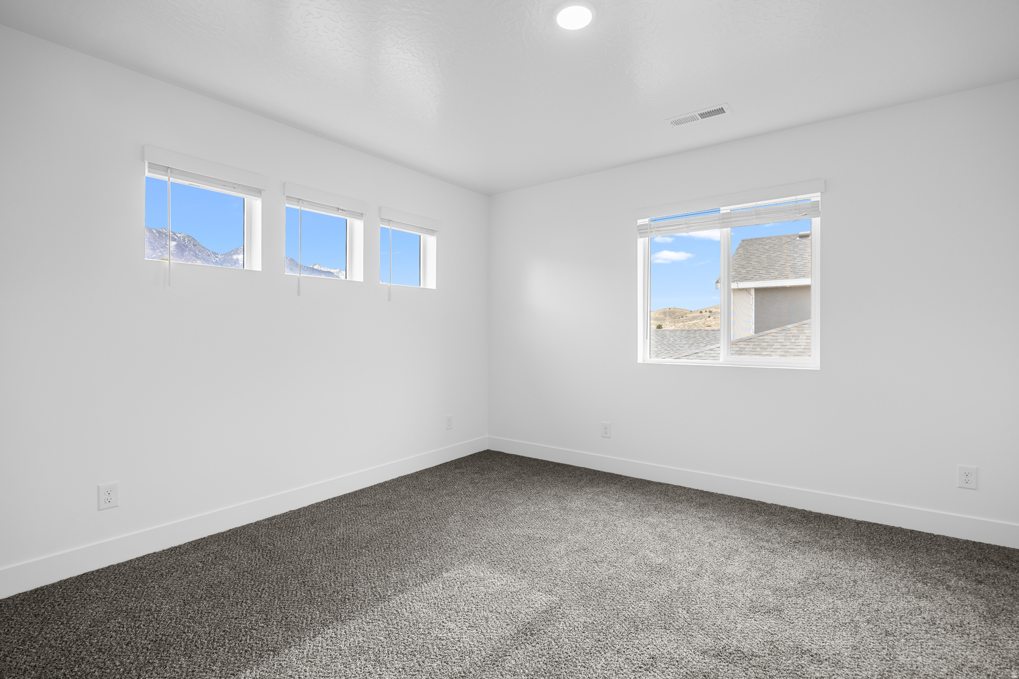SUMMIT RIDGE THE HILLS - Residential