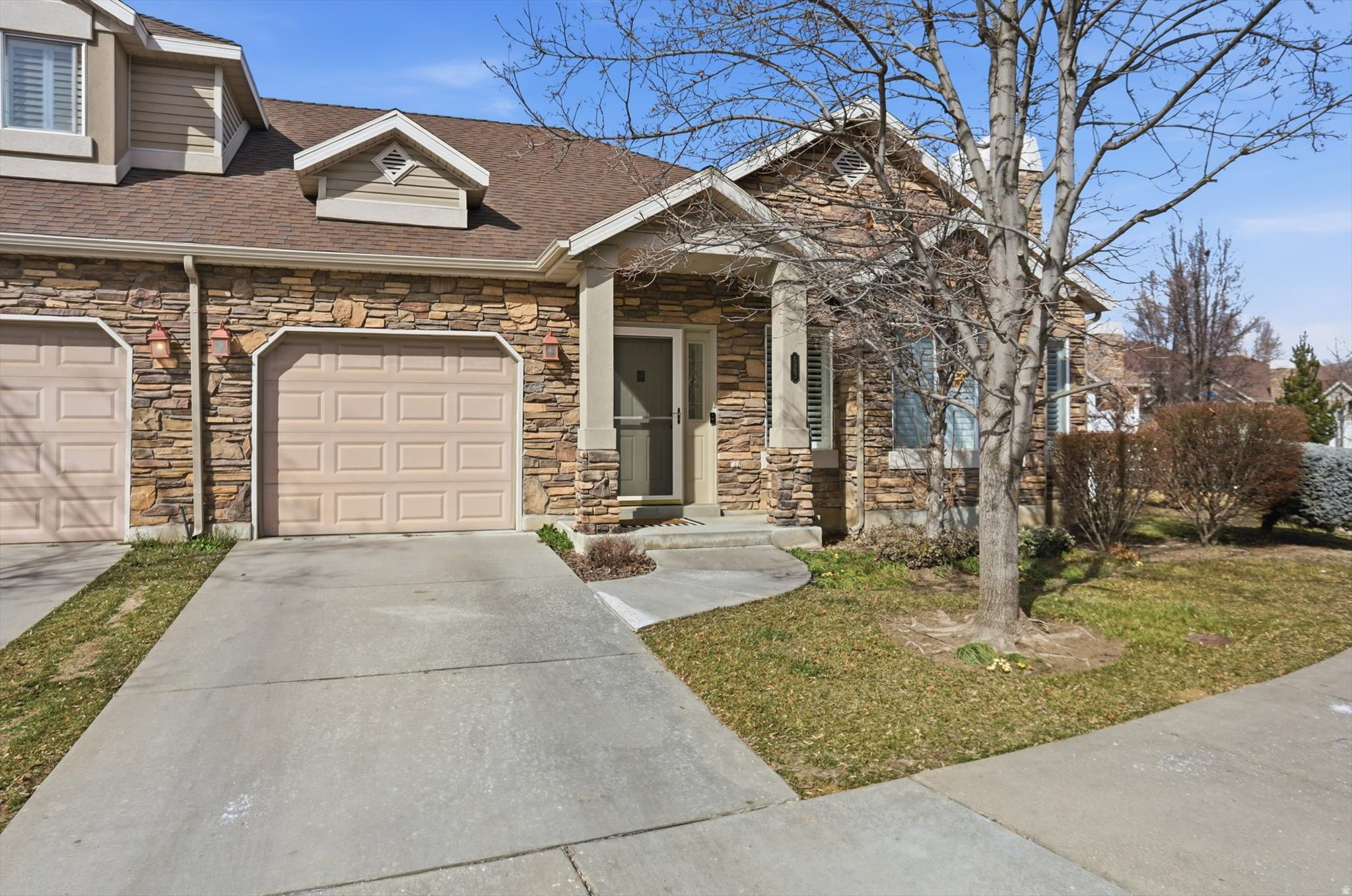 CLEARWATER COVE - Residential