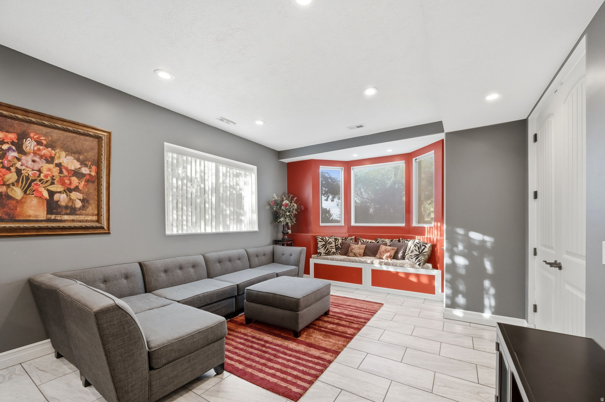 SOUTH MOUNTAIN - Residential
