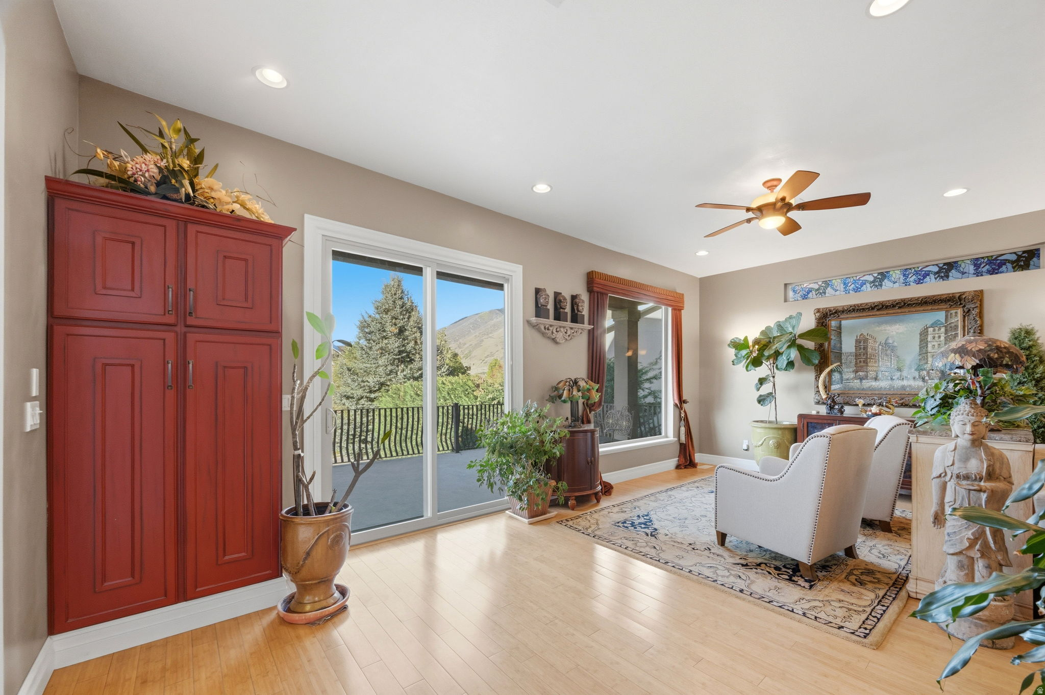 SOUTH MOUNTAIN - Residential