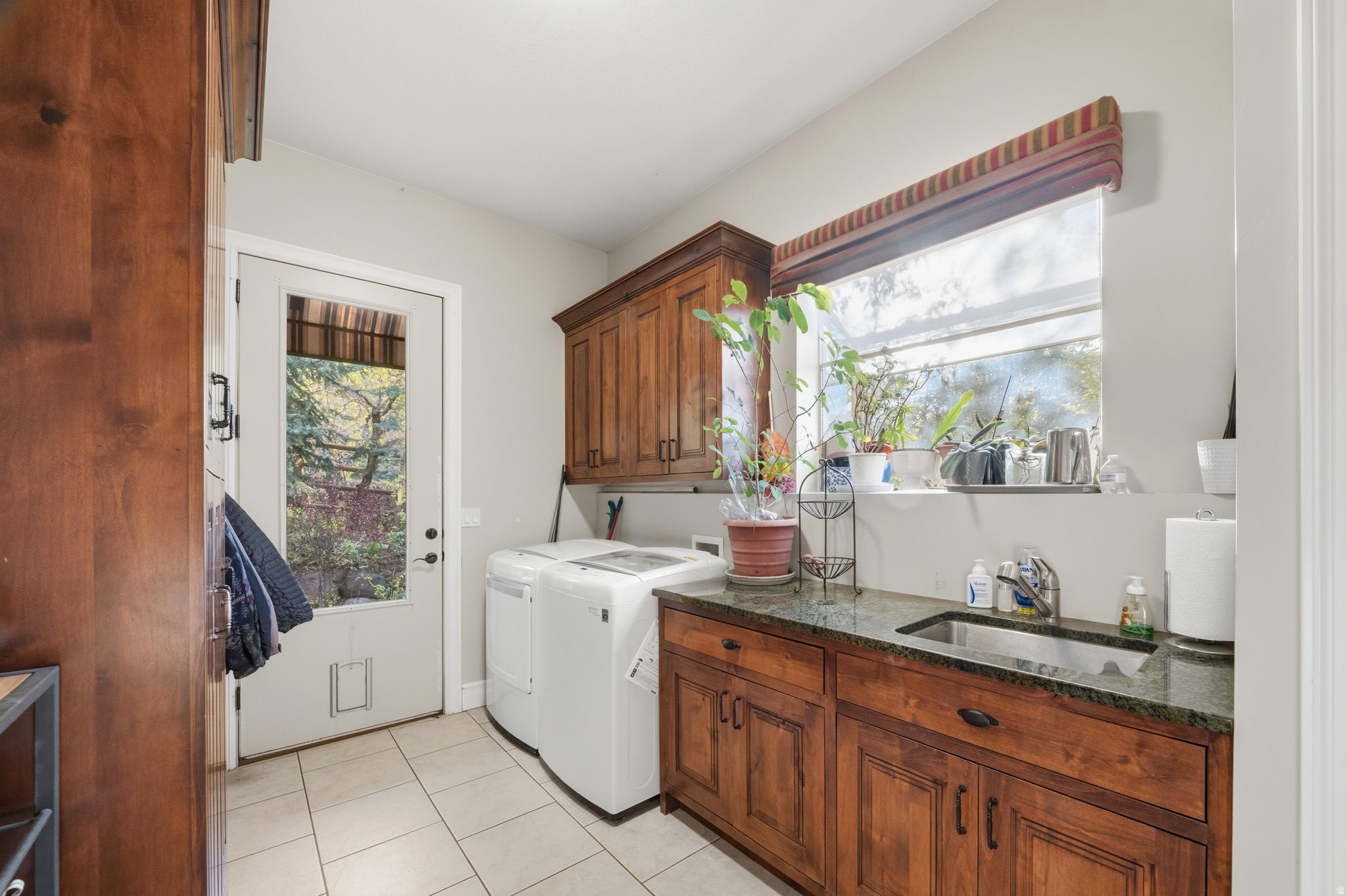SOUTH MOUNTAIN - Residential