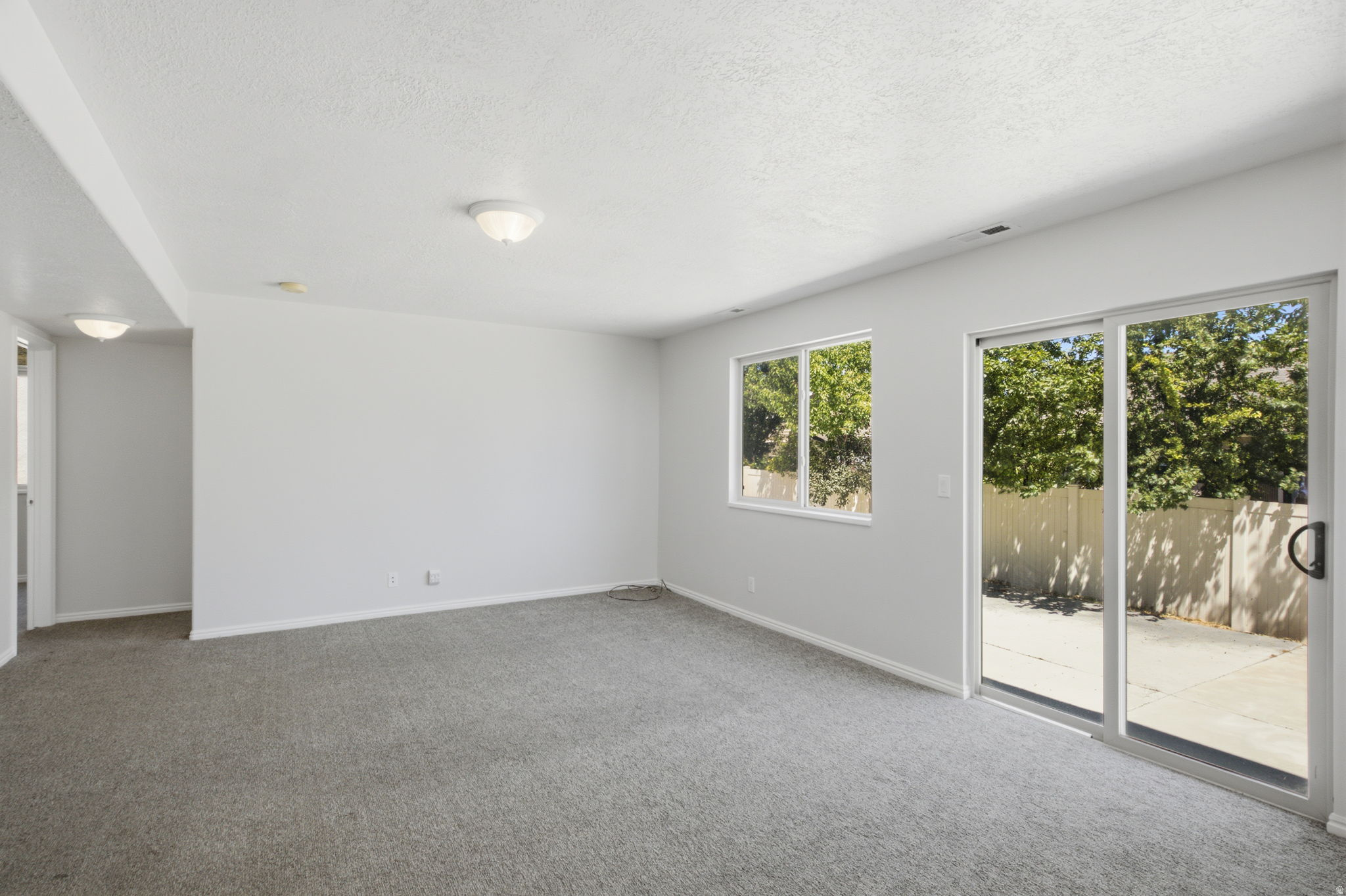 HUNTER WILLOWS PHASE 1 - Residential
