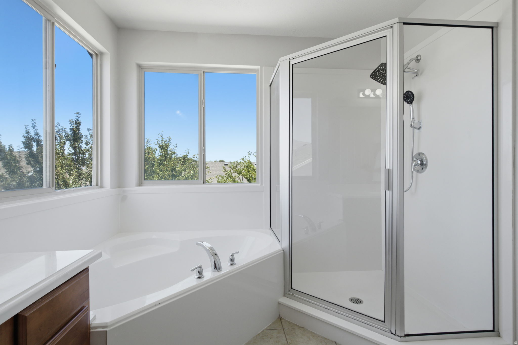 HUNTER WILLOWS PHASE 1 - Residential