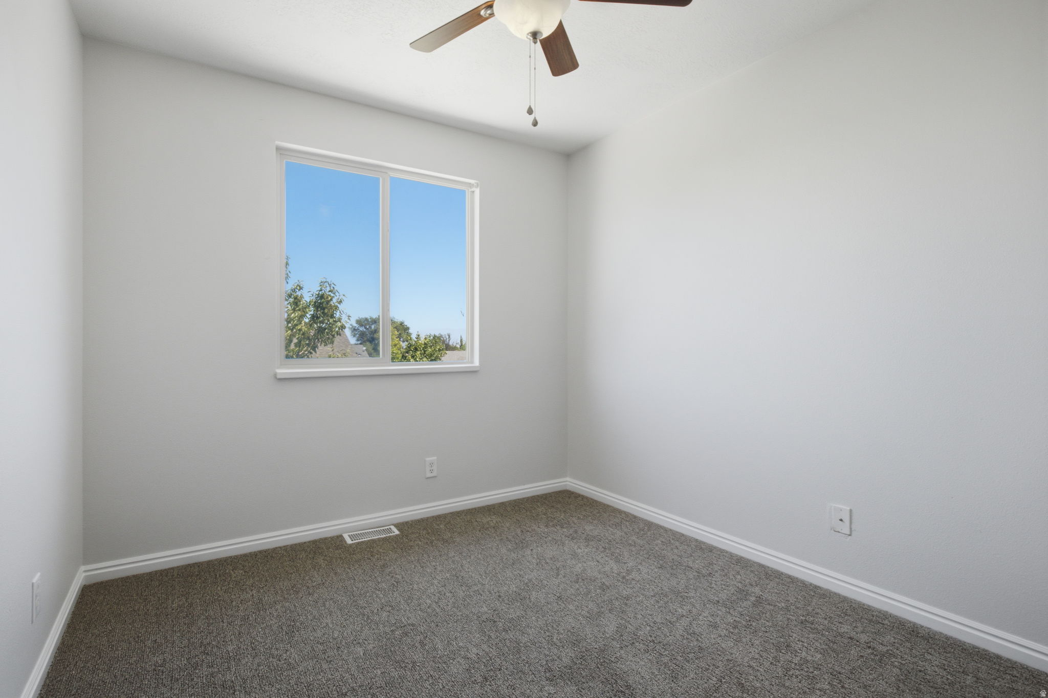 HUNTER WILLOWS PHASE 1 - Residential