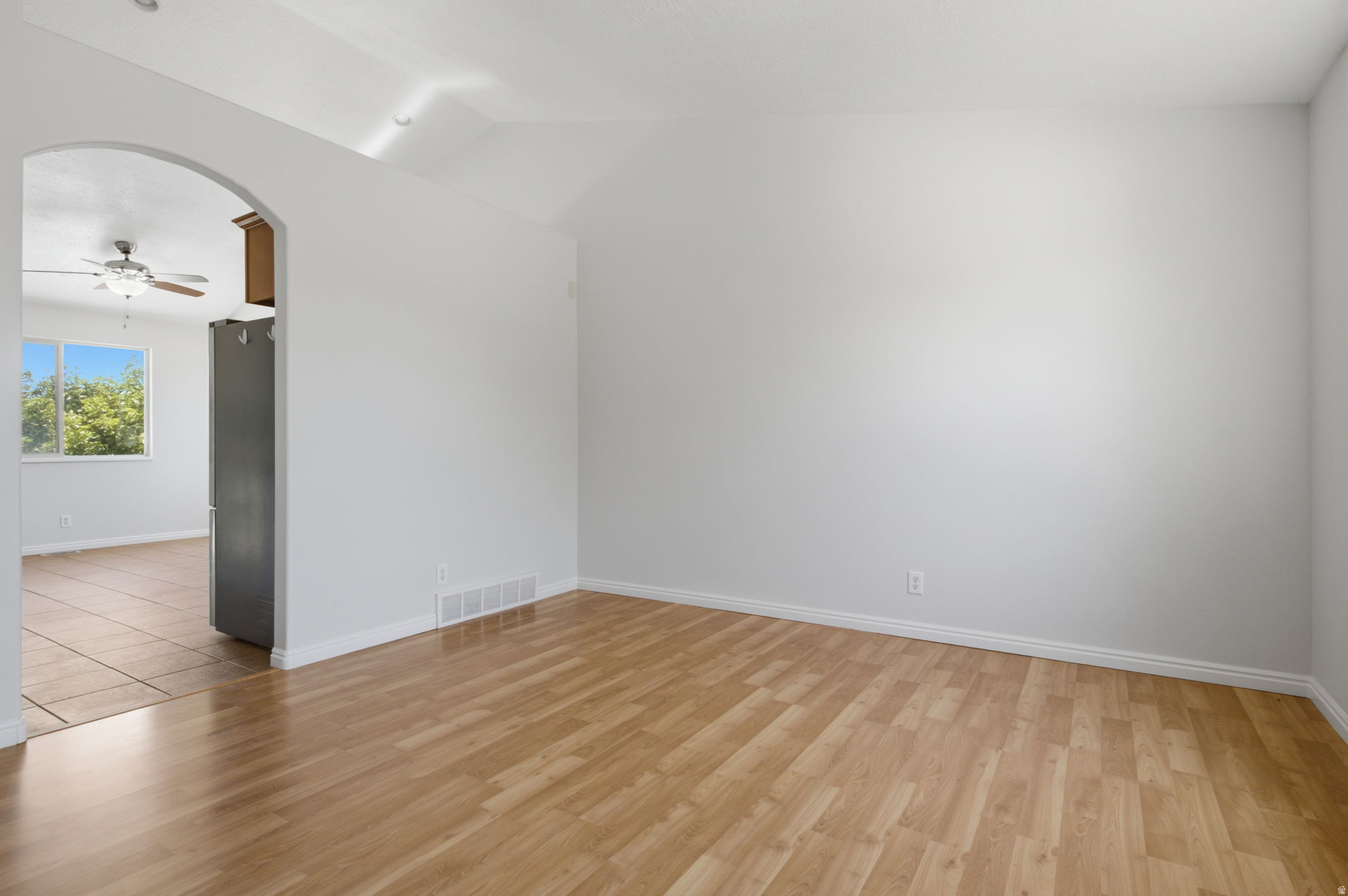 HUNTER WILLOWS PHASE 1 - Residential