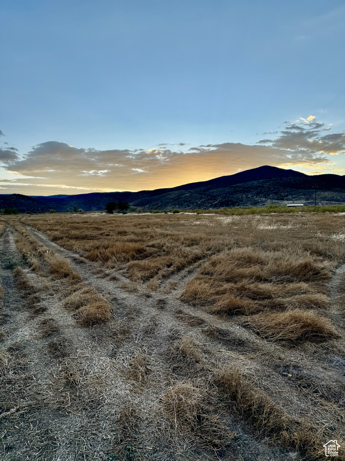 OUTLAW COUNTRY RANCHES - Land