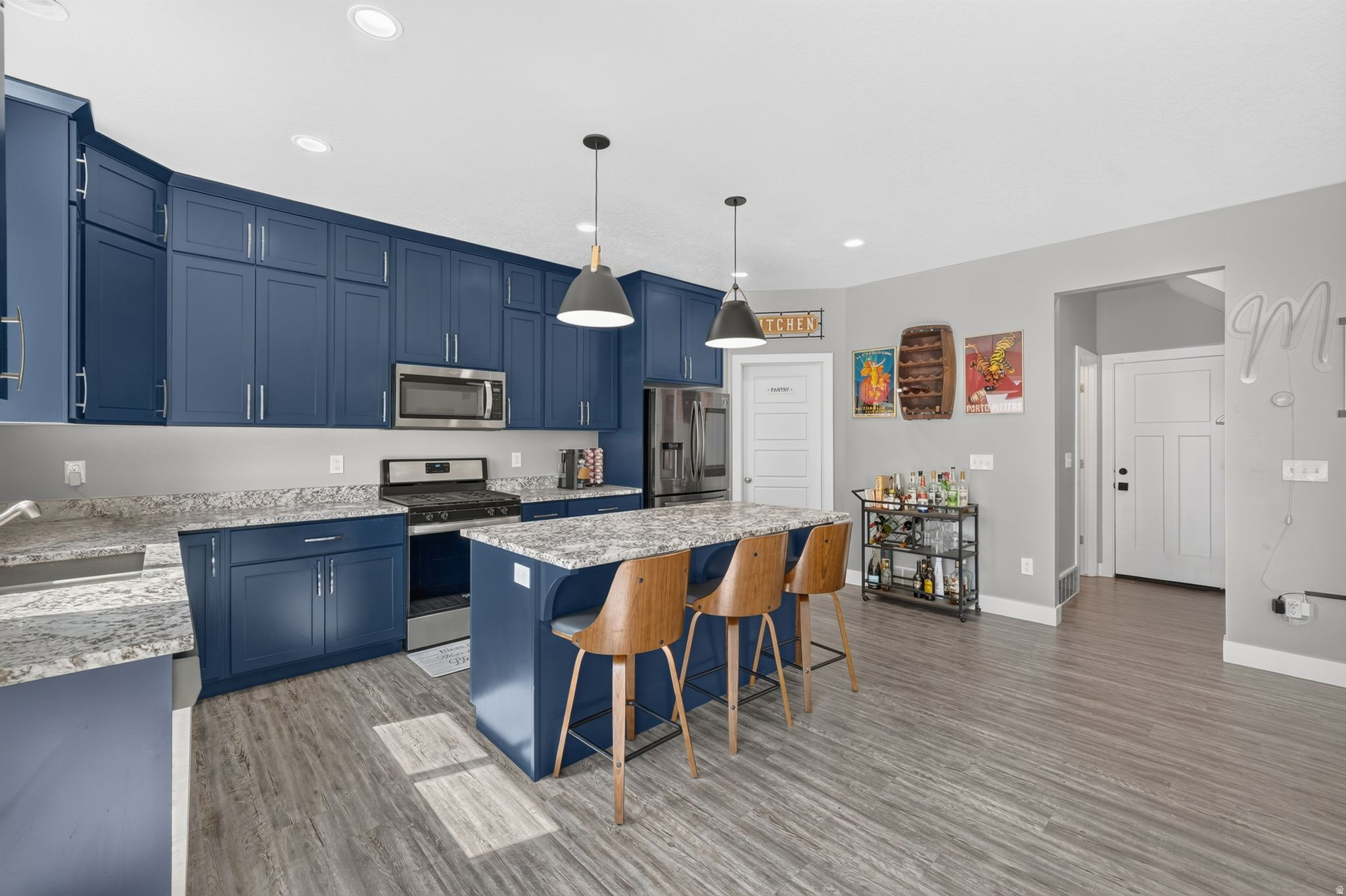 EAGLE POINT - Residential