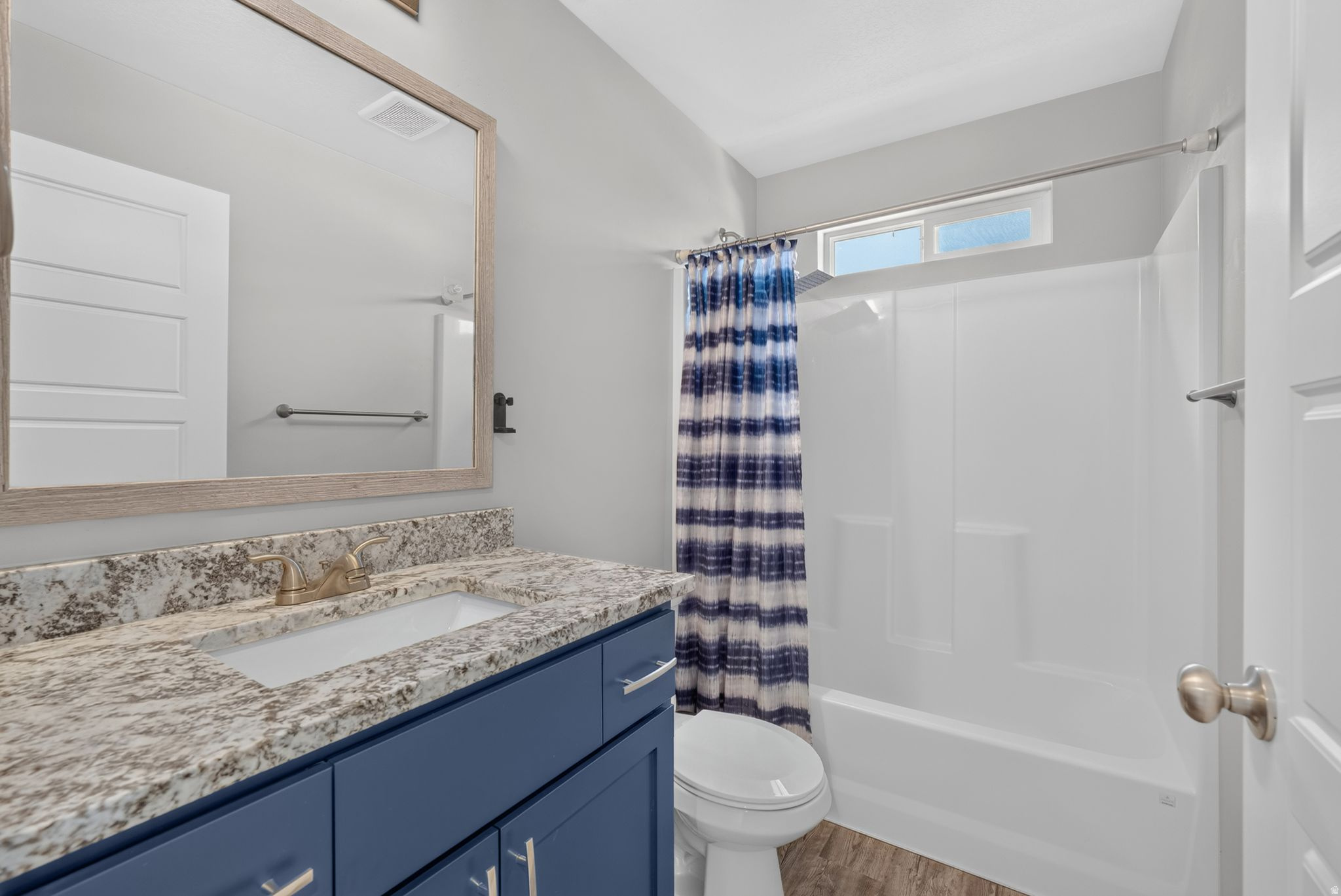 EAGLE POINT - Residential