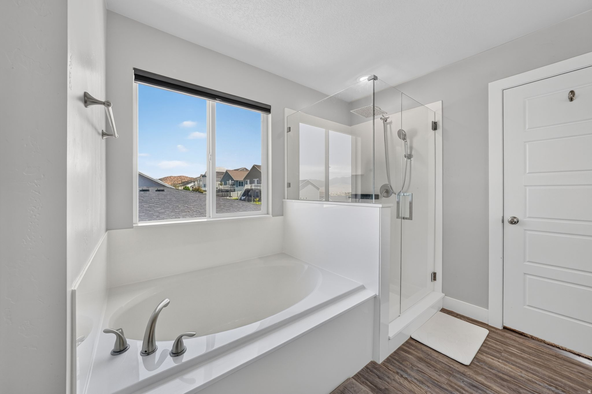 EAGLE POINT - Residential