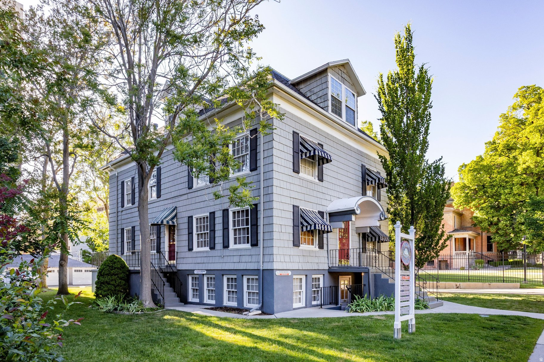 PLAT B - Commercial Sale