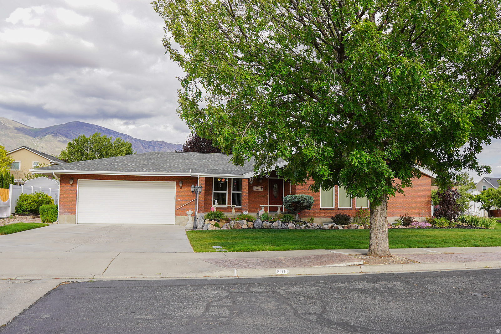 AFTON MEADOWS - Residential