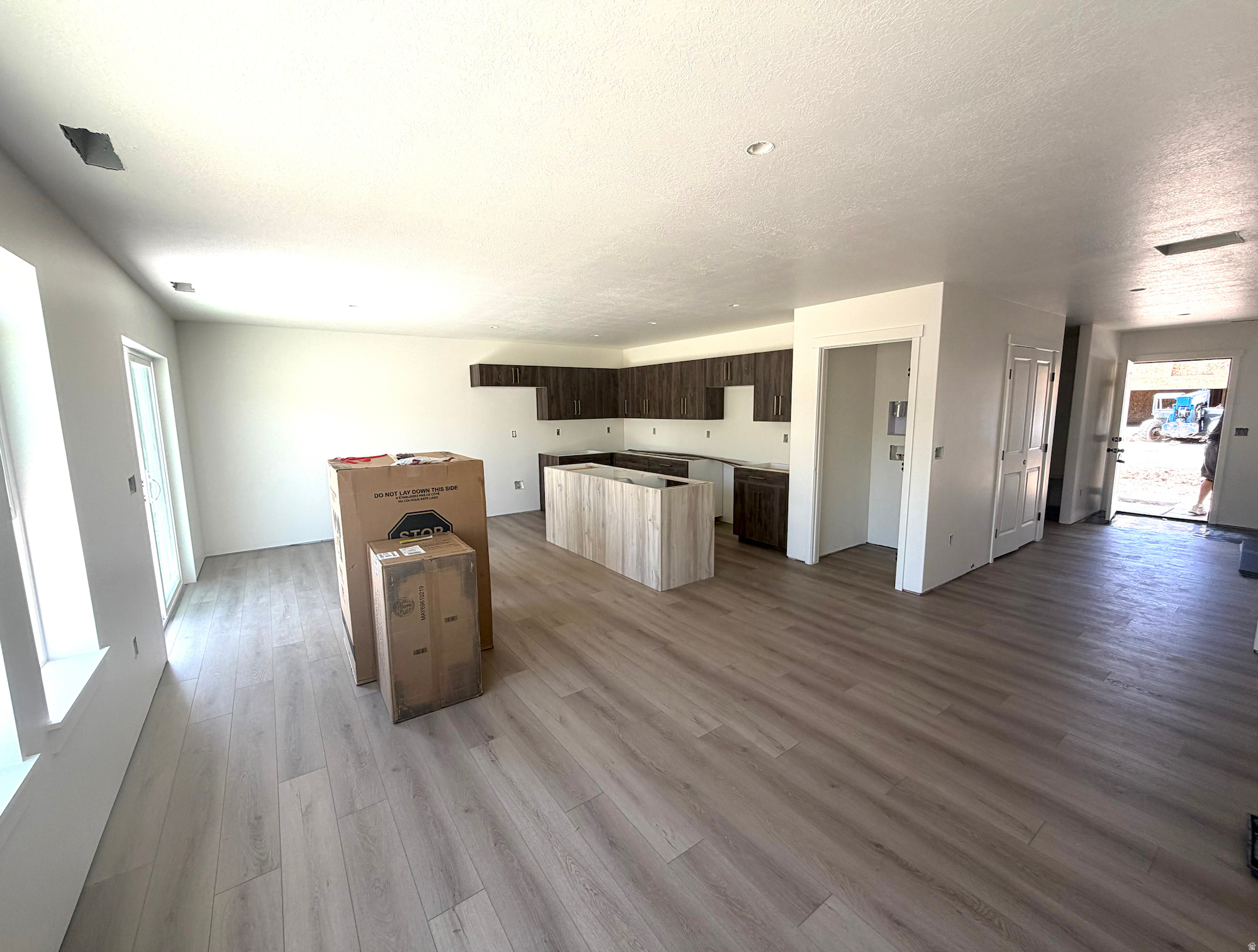 SUMMIT VIEW - Residential