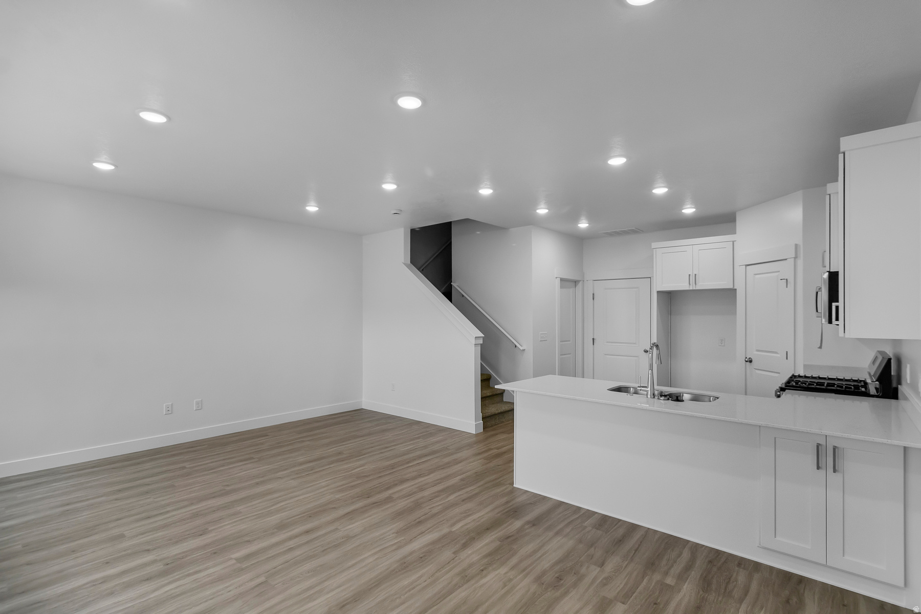 RIDGELINE PARK - Residential