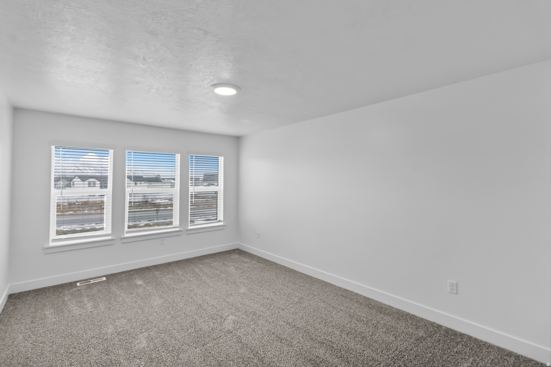 RIDGELINE PARK - Residential