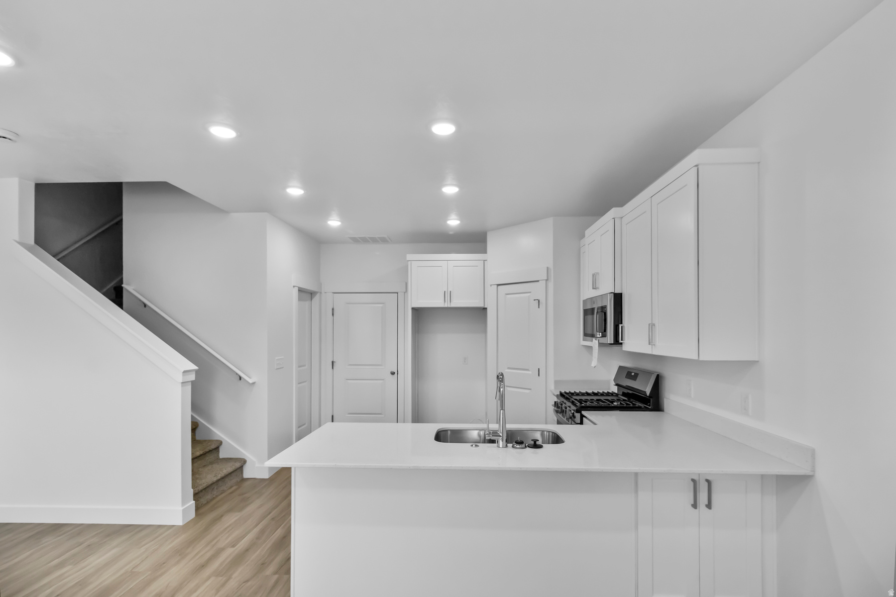 RIDGELINE PARK - Residential
