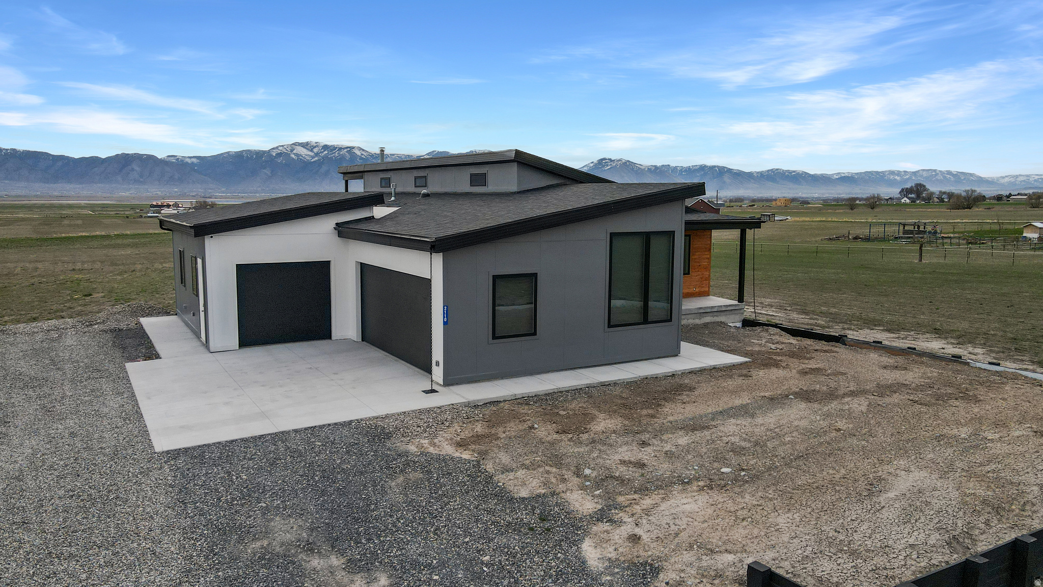 HAWKS RDG - Residential