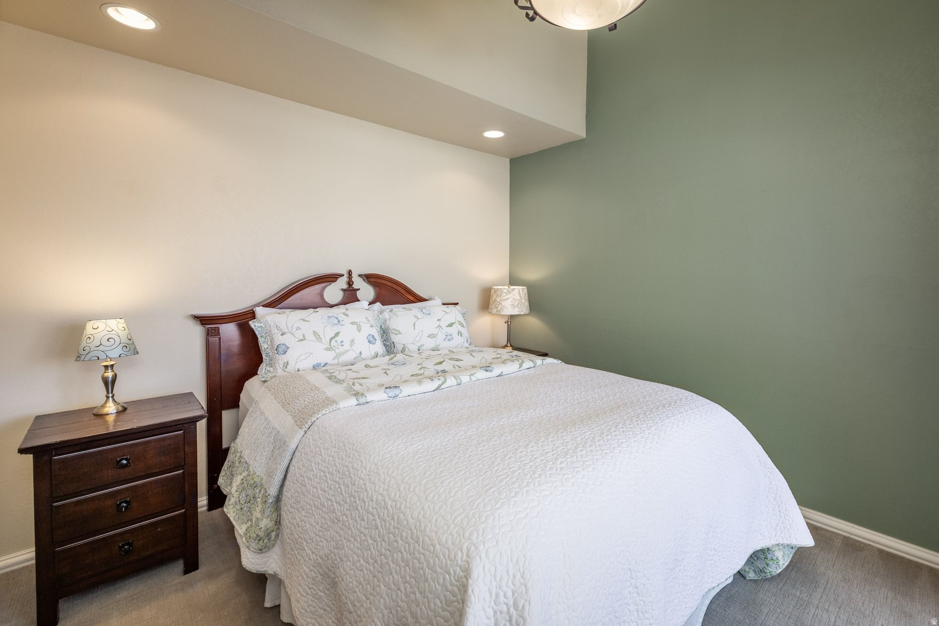 RACQUET CLUB - Residential