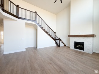 OVERLAKE - Residential