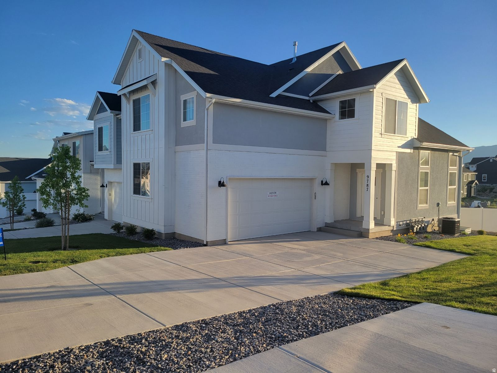 These townhomes in a gated community are exceptionally handsome. Great-room, optional flex/family area. Large closets in all bedrooms, granite kitchen with stainless steel appliances. Upgraded Master Bath. Oversized windows. Clubhouse and pool to be built. Call or text Agent.