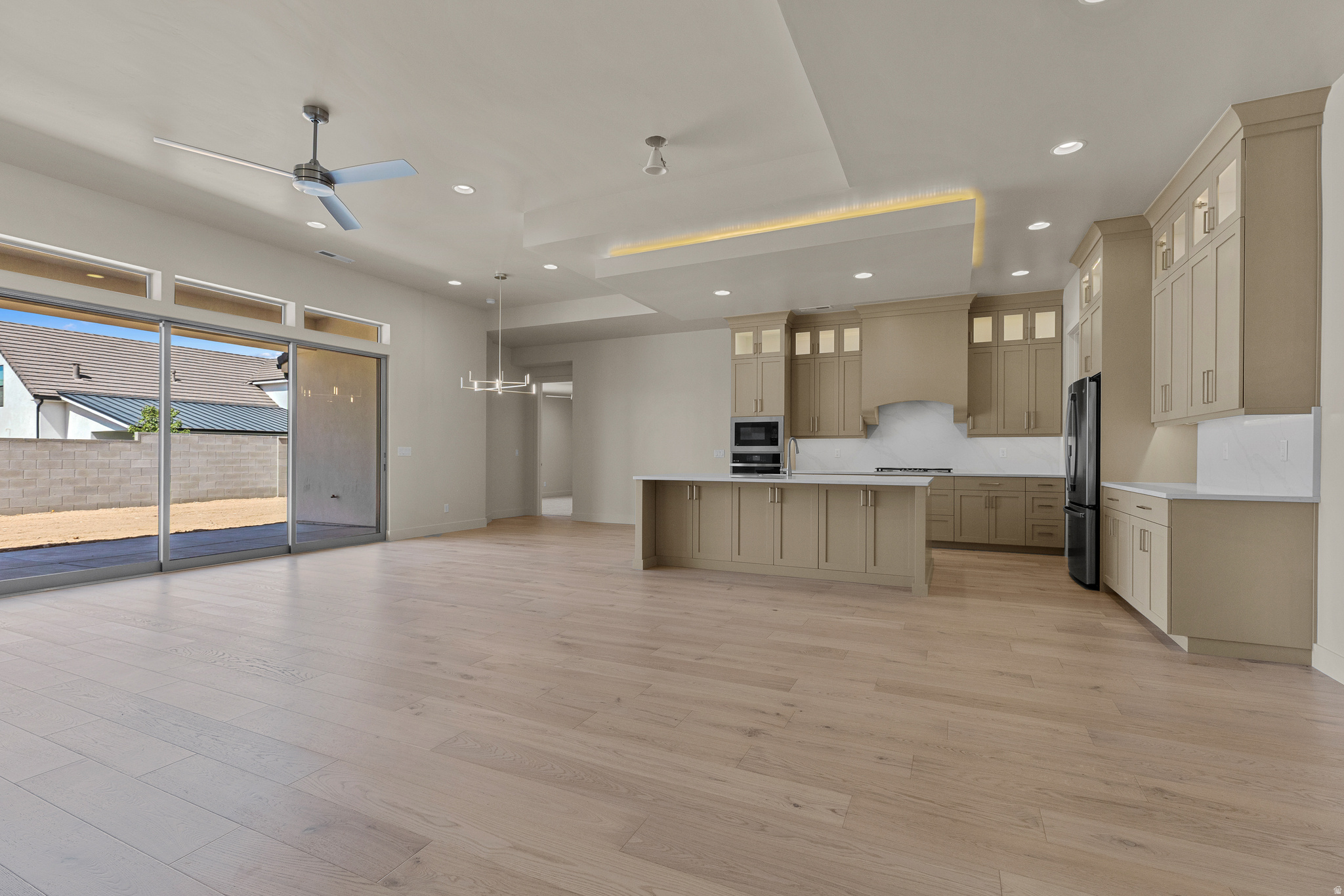 DESERT SOLARIS - Residential