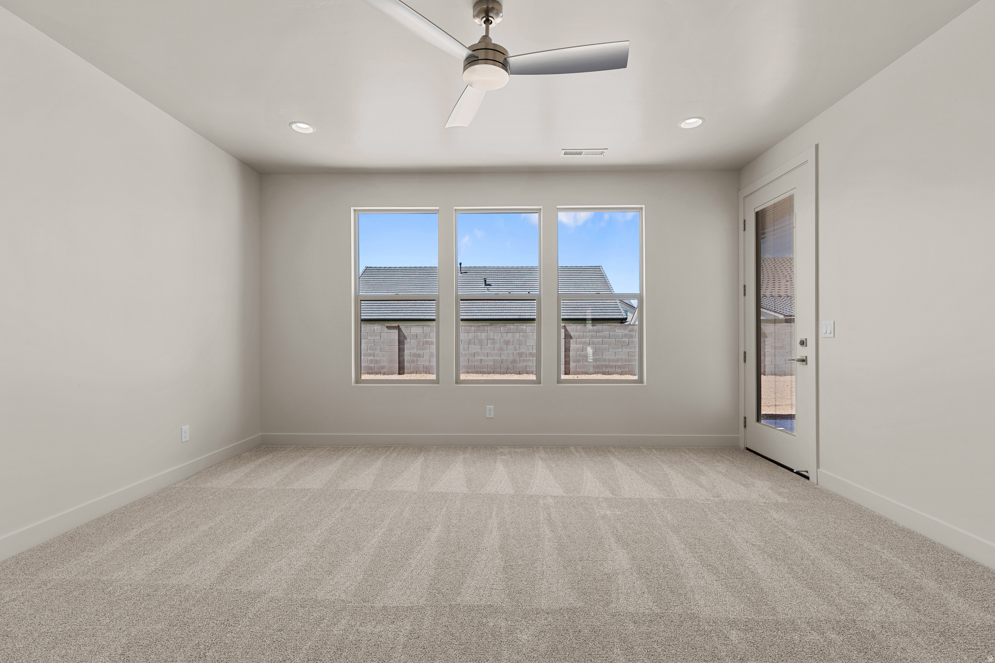 DESERT SOLARIS - Residential