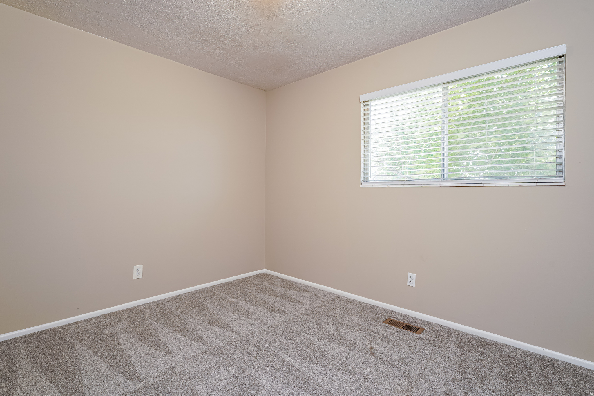 MELANIE ACRES - Residential