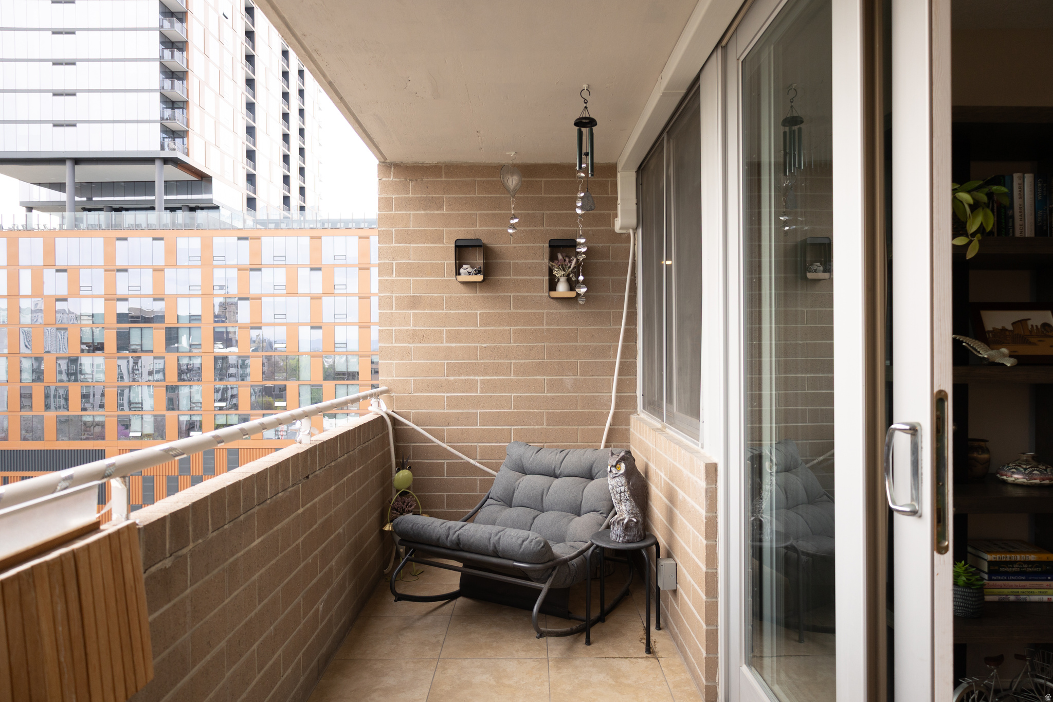 BROADWAY TOWER CONDO - Residential