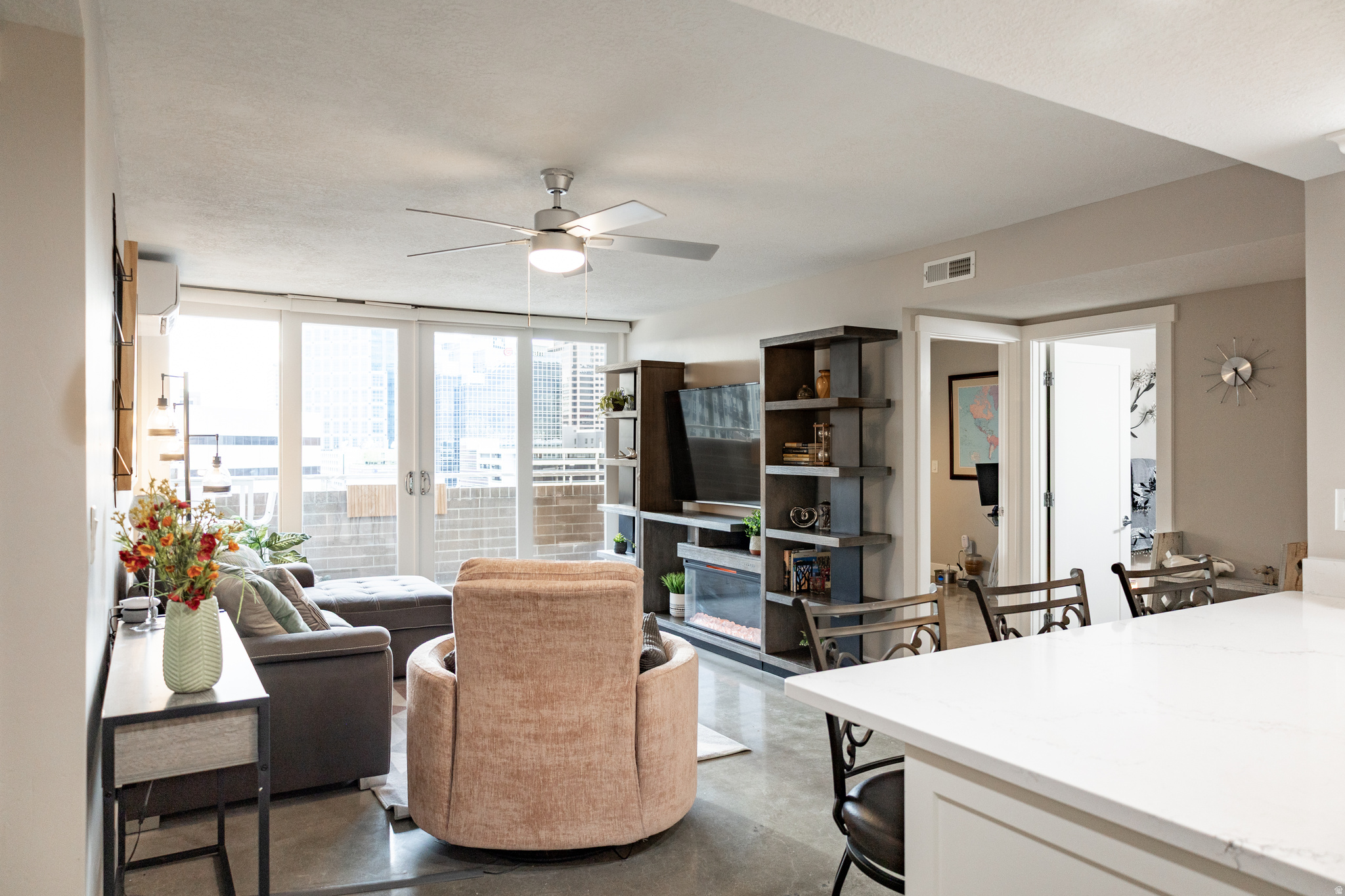 BROADWAY TOWER CONDO - Residential