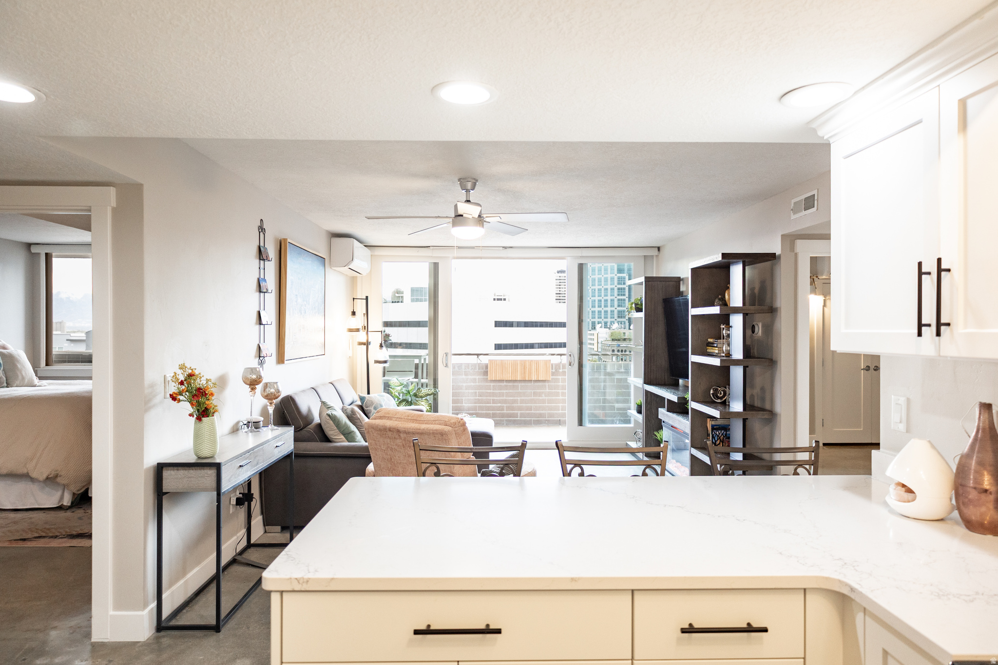 BROADWAY TOWER CONDO - Residential