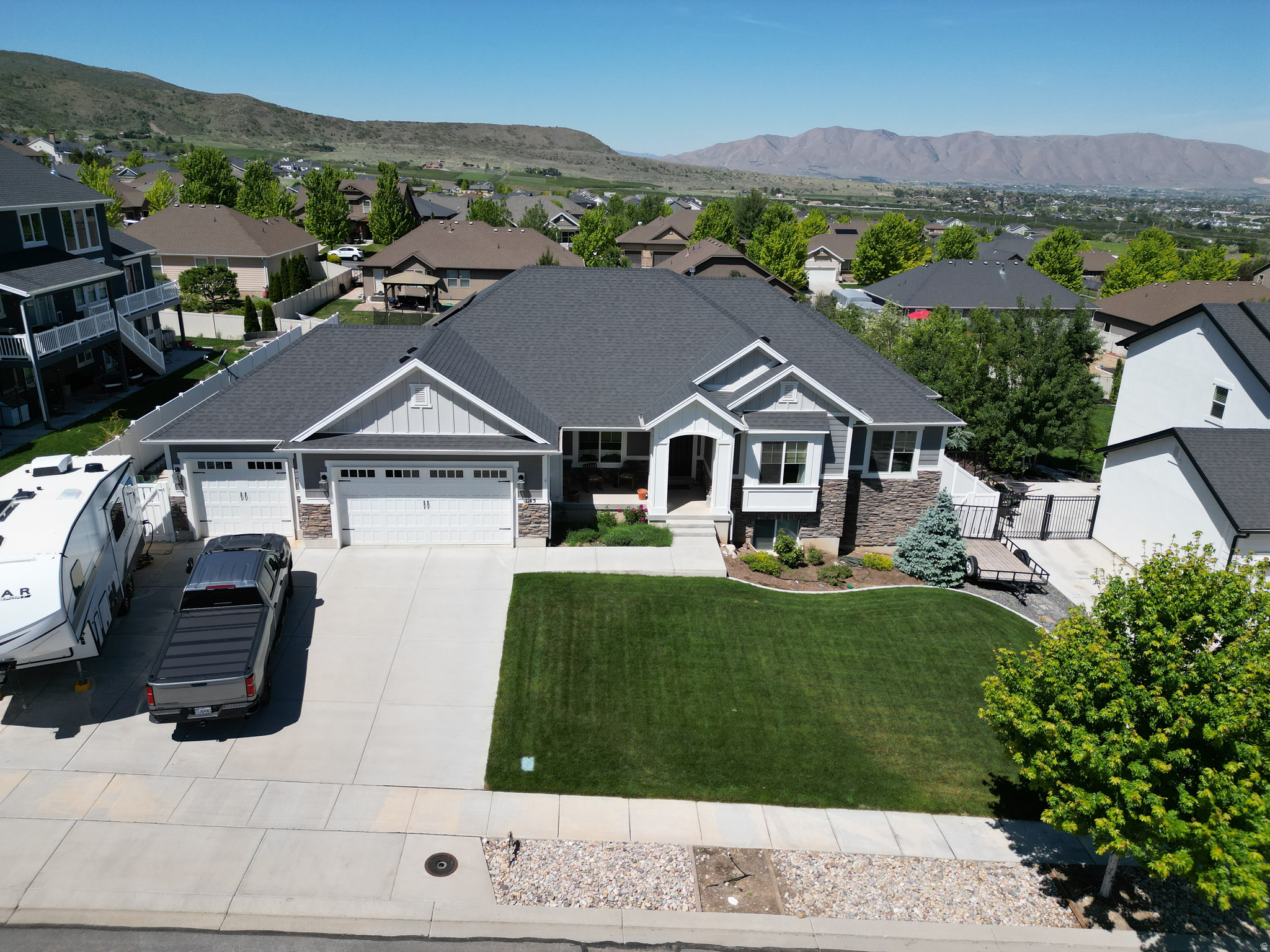 HARRISON HEIGHTS - Residential