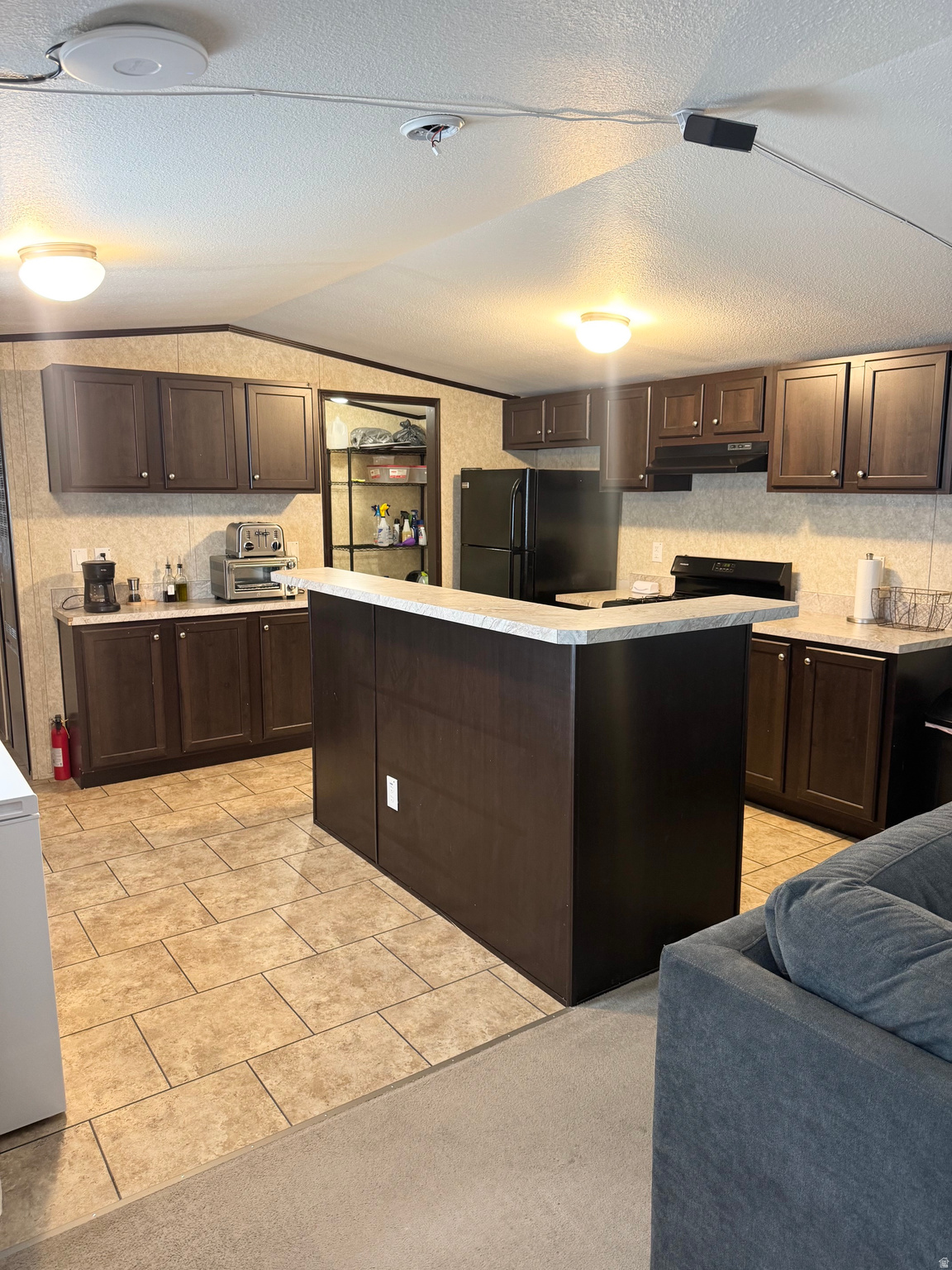 OVERPASS POINT - Residential