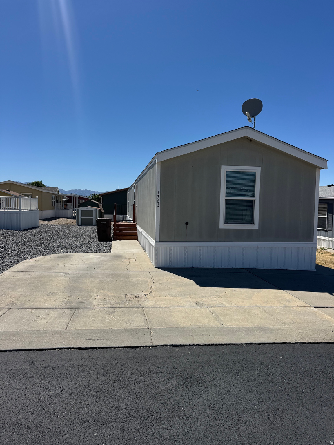OVERPASS POINT - Residential