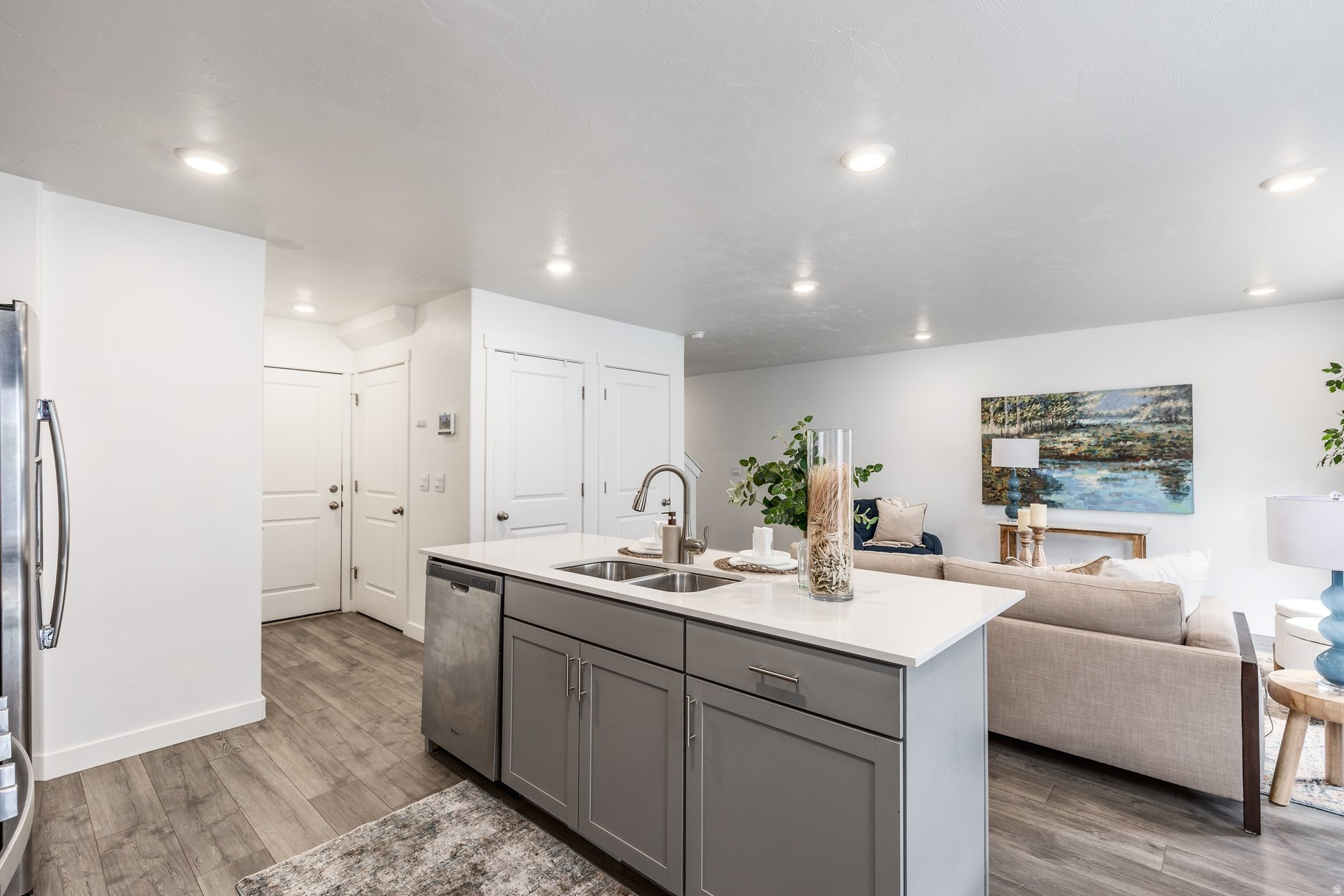EAGLE POINT - Residential