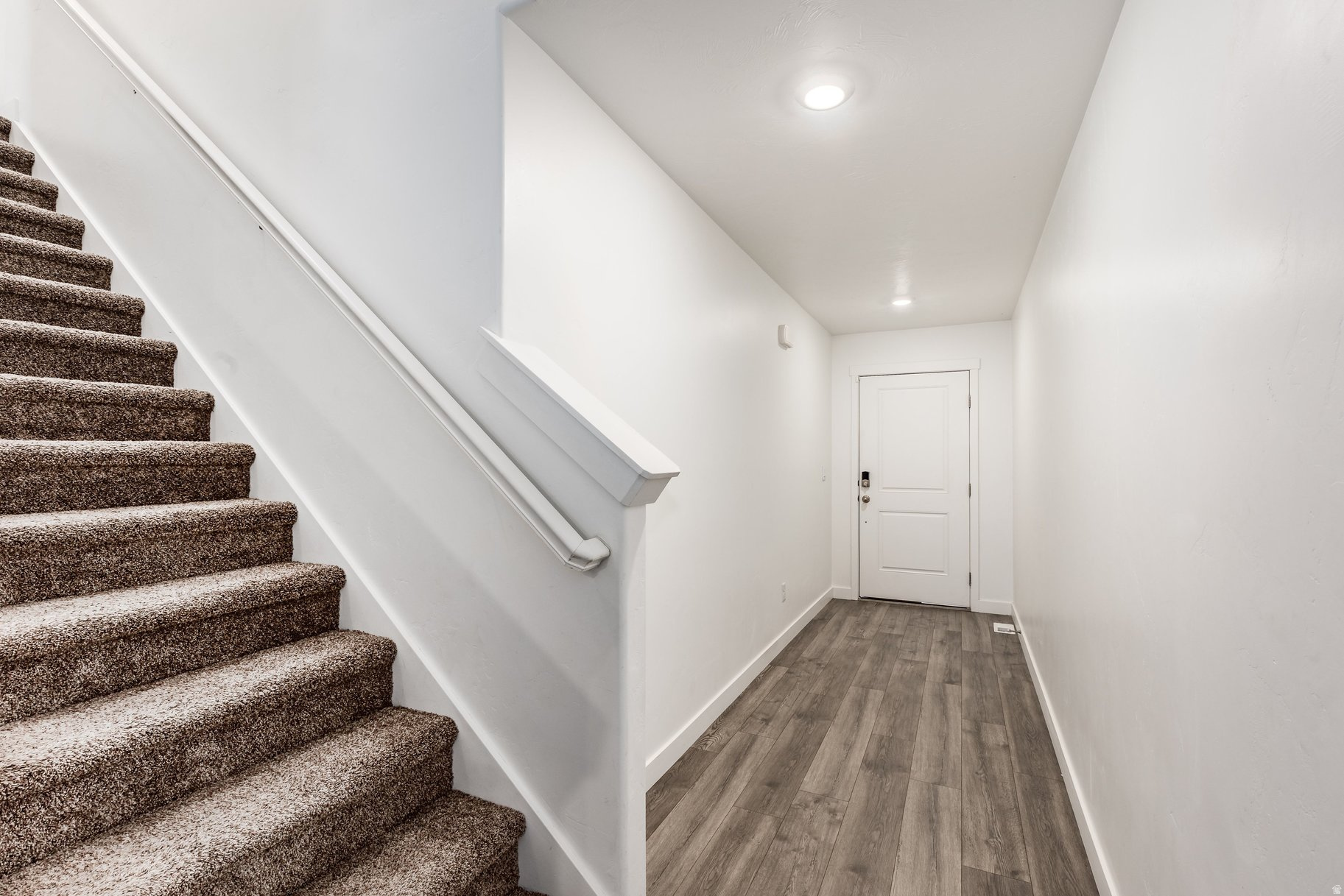 EAGLE POINT - Residential