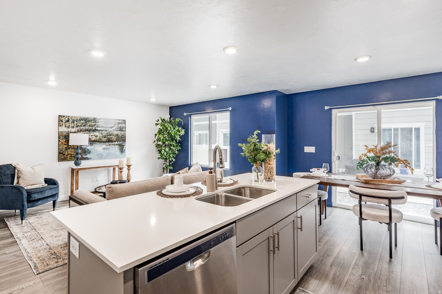 EAGLE POINT - Residential