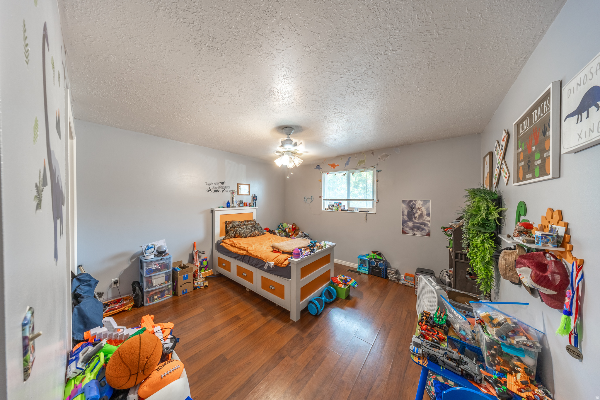 RIVER VALLEY - Residential