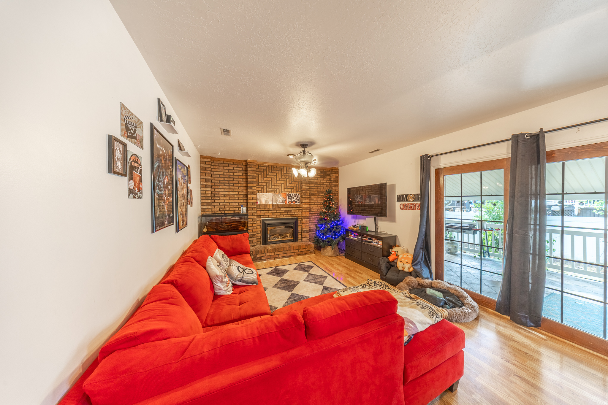 RIVER VALLEY - Residential