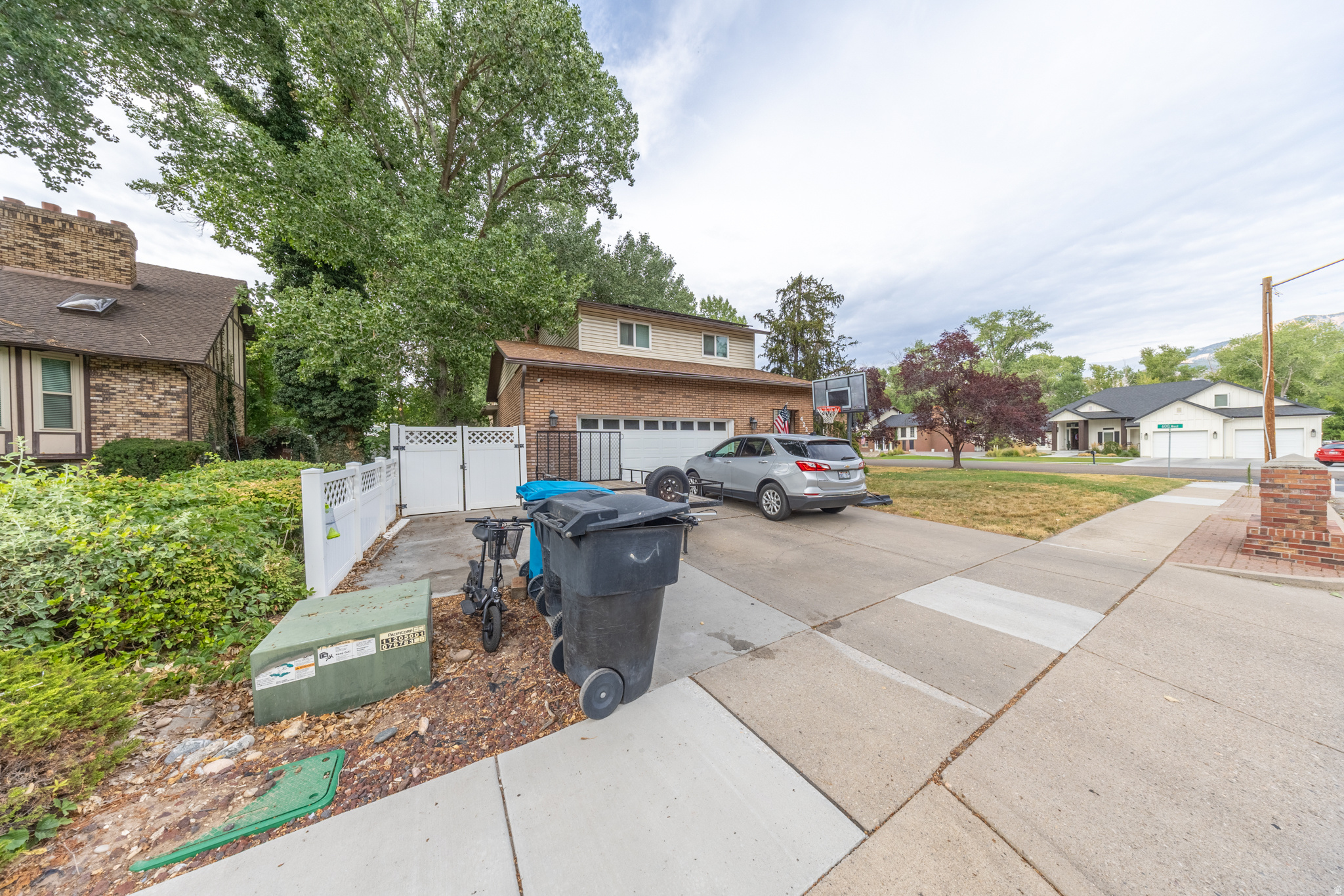 RIVER VALLEY - Residential