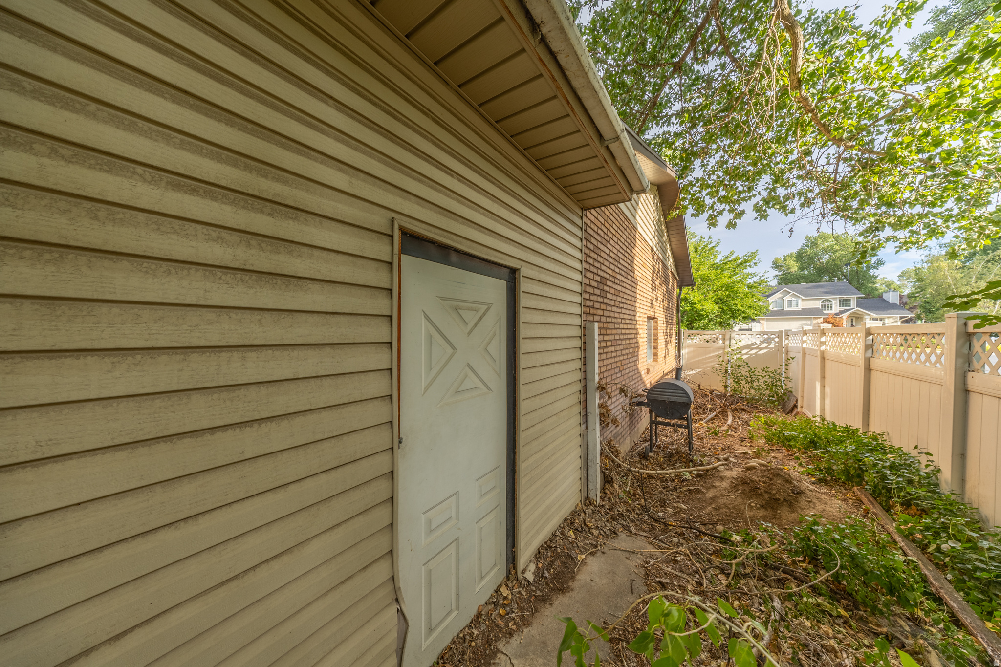 RIVER VALLEY - Residential