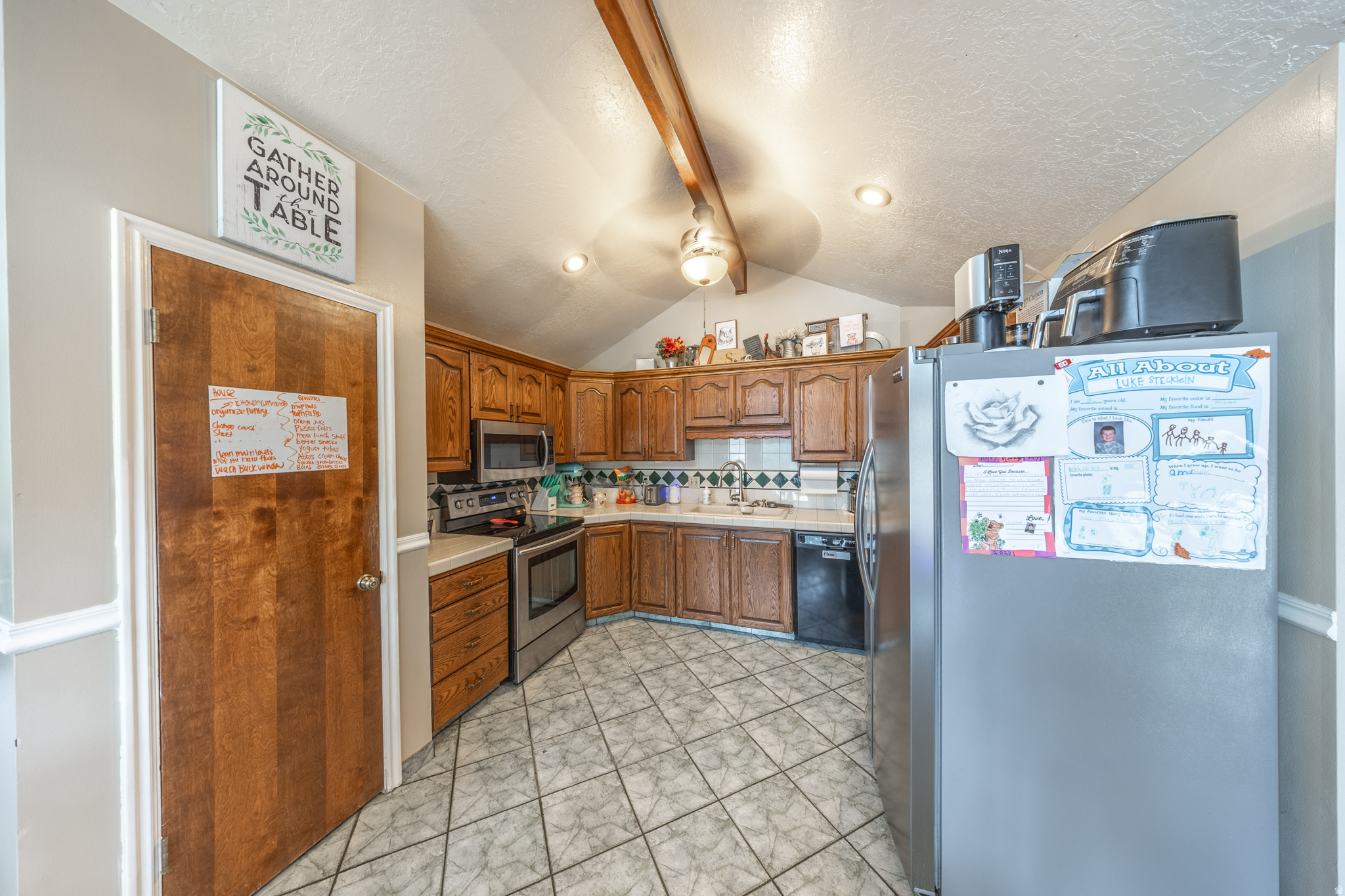 RIVER VALLEY - Residential