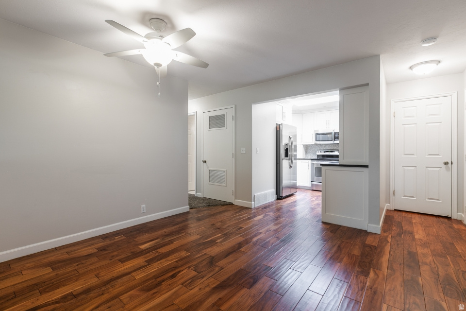 HALLS 5TH AVE CONDM - Residential