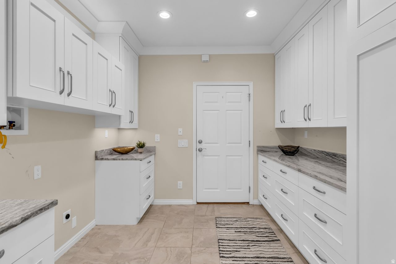 NORTH - Residential