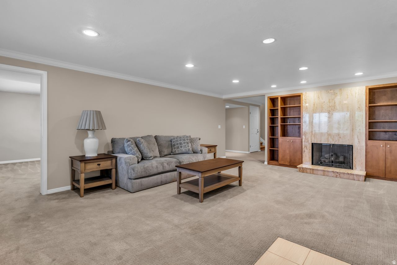 NORTH - Residential