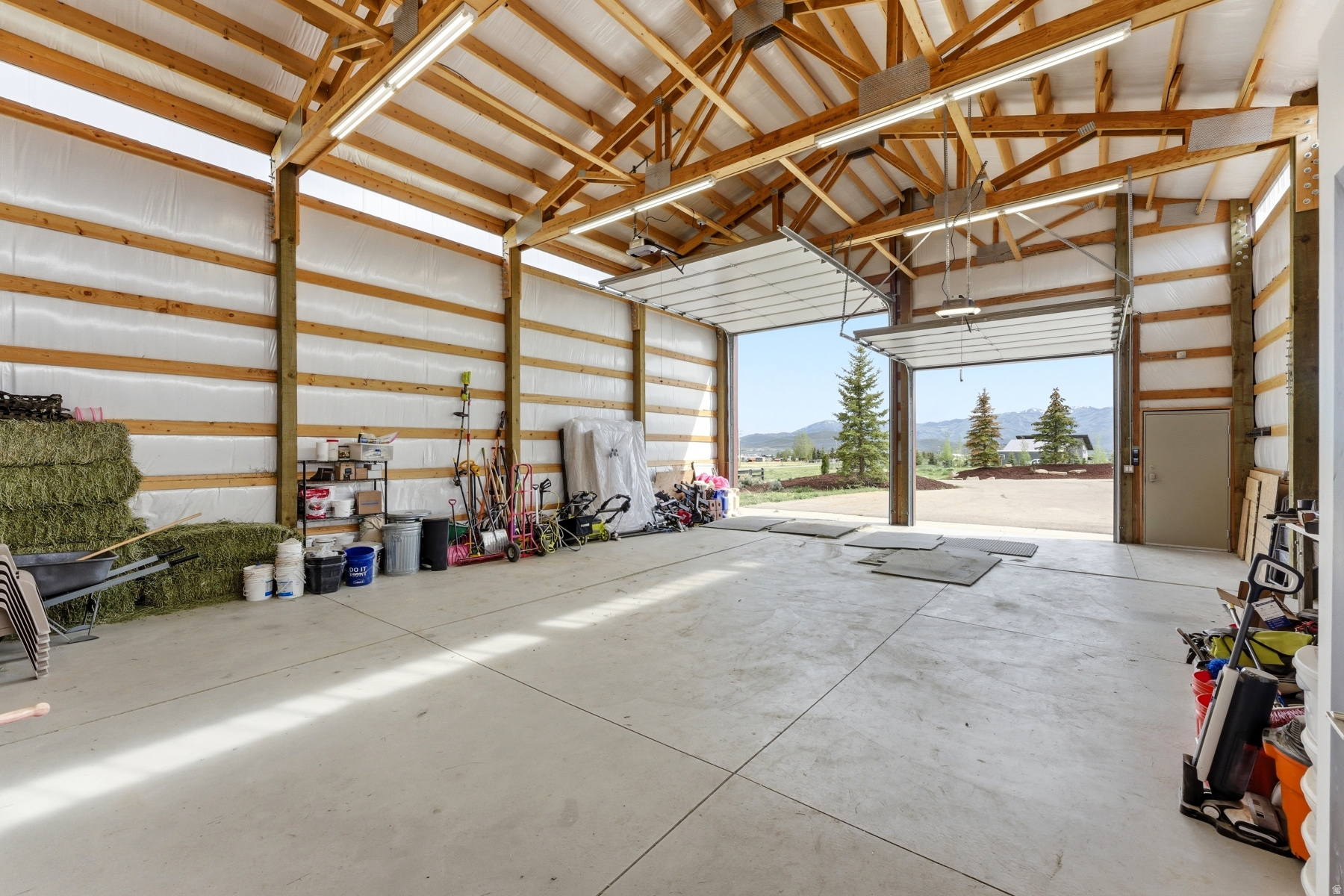 SILVER CREEK ESTATES - Residential