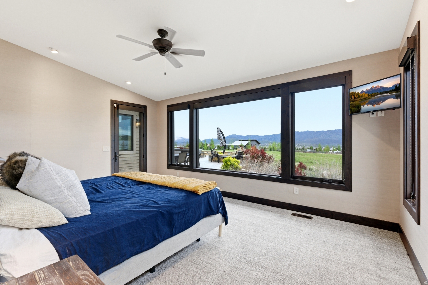 SILVER CREEK ESTATES - Residential