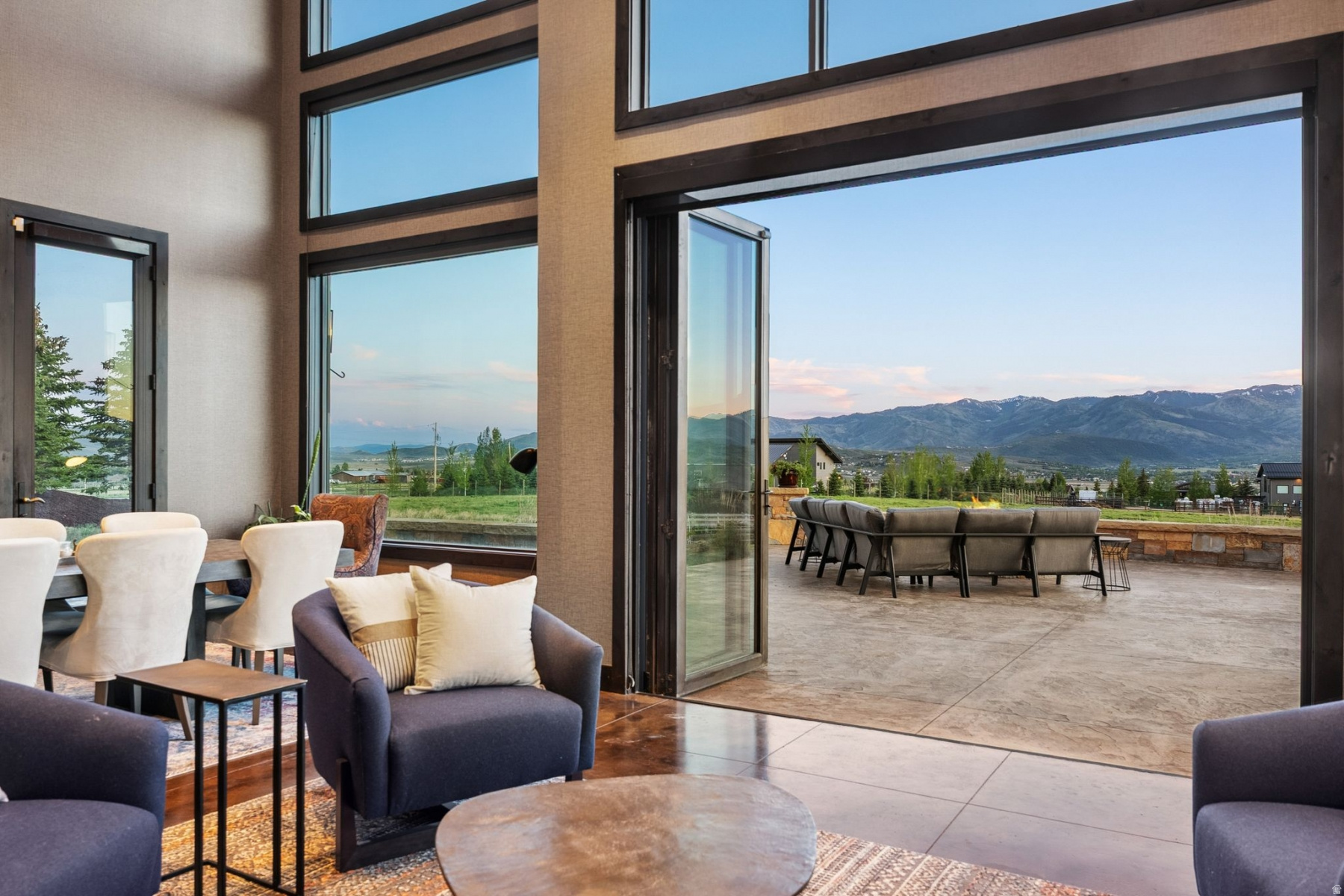 SILVER CREEK ESTATES - Residential